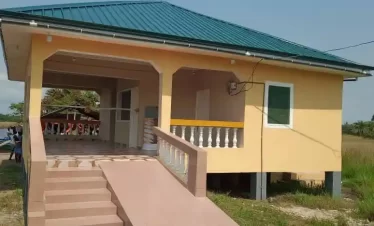 Nzulezu Receptive Facility